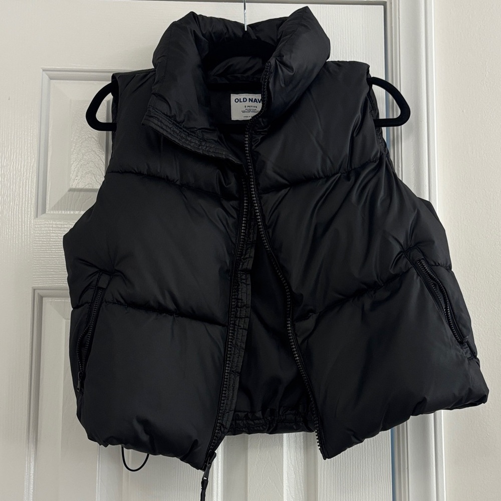 Old Navy Black Puffer Vest - Petite Small